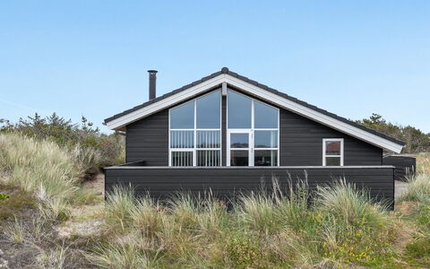 Mavis - 800M from the Sea: Building, House, Wood, Home, Roof, Cottage, Residential Area, Shrub, Architecture