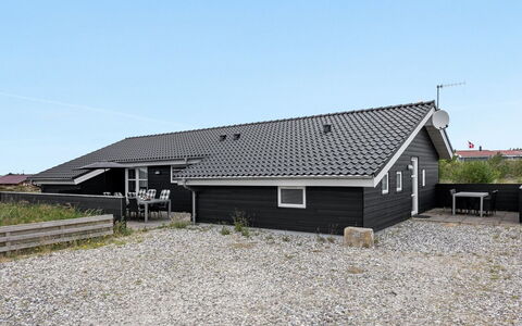 Mavis - 800M from the Sea: Wood, Home, Porch, Deck, Hardwood, Roof, Wood Stain, Wood Flooring, Eco Hotel
