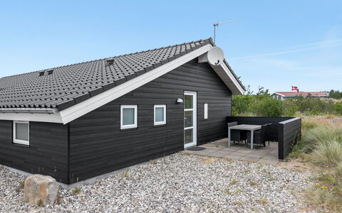 Mavis - 800M from the Sea: Wood, Home, Porch, Deck, Hardwood, Roof, Wood Stain, Wood Flooring, Eco Hotel