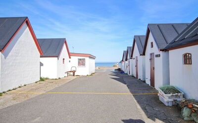 Mavis - 800M from the Sea