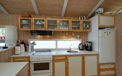 Anthonia - 1.6Km from the Sea: Wood, Flooring, Interior Design, Floor, Furniture, Wood Flooring, Room, Ceiling, Wood Stain, Hardwood