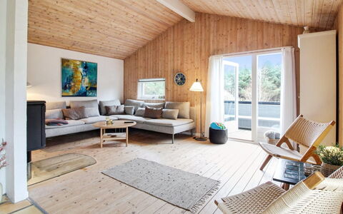Birette - 1.5Km from the Sea: Wood, Flooring, Furniture, Interior Design, Wood Flooring, Floor, Home, Ceiling, Living Room, Hardwood