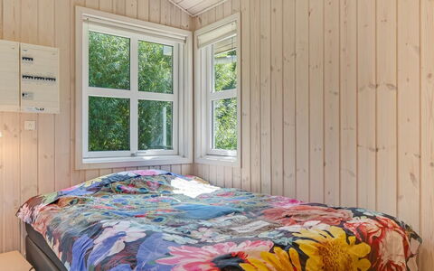 Bina - 1.9Km from the Sea: Wood, Bedroom, Interior Design, Flooring, Ceiling, Floor, Bed Sheet, Bed, Room, Home