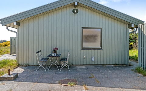 Ehawee - 350M from the Sea: Roof, Land Lot, Cottage, Home, Rural Area, Shed, Siding, Garden Buildings, Log Cabin, Hut