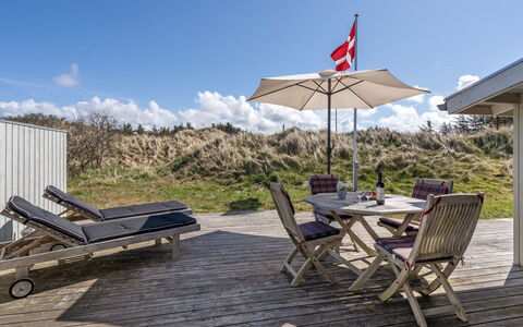Asser - 400M from the Sea: Wood, Home, Porch, Deck, Hardwood, Roof, Wood Stain, Wood Flooring, Eco Hotel