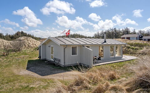 Asser - 400M from the Sea: Wood, Home, Porch, Deck, Hardwood, Roof, Wood Stain, Wood Flooring, Eco Hotel
