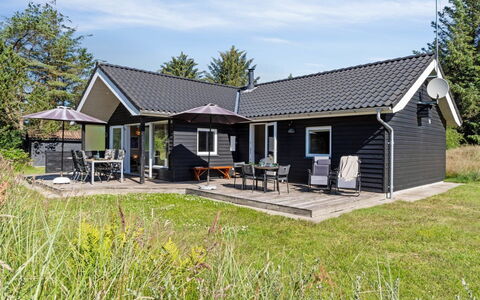 Swen - 1.3Km from the Sea: Architecture, Roof, Home, Composite Material, Daylighting, Siding, Driveway