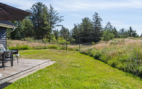 Swen - 1.3Km from the Sea: Architecture, Roof, Home, Composite Material, Daylighting, Siding, Driveway