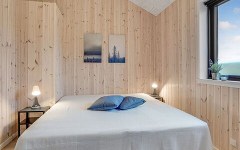 Carla - 1.5Km from the Sea: Wood, Flooring, Bedroom, Interior Design, Floor, Ceiling, Bed, Room, Bed Sheet, Bedding
