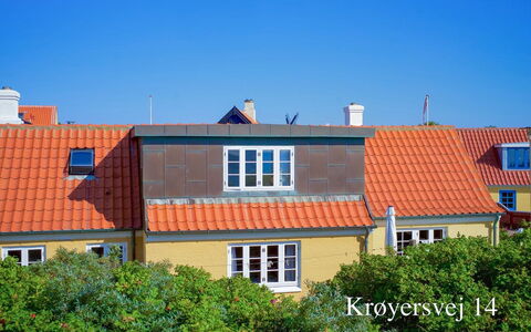 Ingwald - 50M from the Sea: Residential Area, Roof, Suburb, Driveway, Estate, Chimney