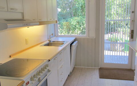Claudette - 1Km from the Sea: Kitchen, Flooring, Wood, Interior Design, Countertop, Major Appliance, Floor, Kitchen Appliance, Kitchen Sink, Ceiling