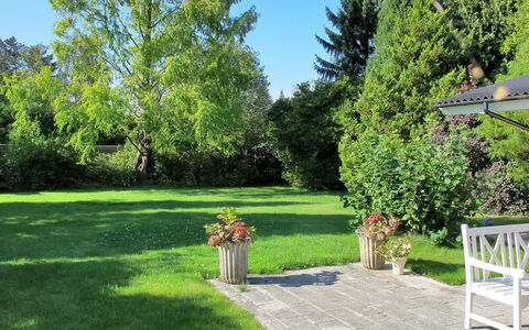 Claudette - 1Km from the Sea: Grass, Garden, Shrub, Furniture, Lawn, Land Lot, Shade, Outdoor Furniture