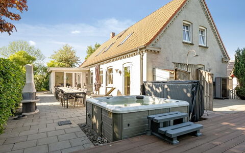 Thorward - 1.5Km from the Sea: Roof, Home, Door, Cottage, Shade, Siding, Yard, Estate, Backyard