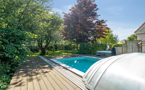 Thorward - 1.5Km from the Sea: Roof, Home, Door, Cottage, Shade, Siding, Yard, Estate, Backyard