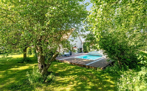 Thorward - 1.5Km from the Sea: Roof, Home, Door, Cottage, Shade, Siding, Yard, Estate, Backyard