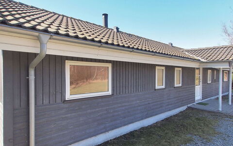 Birthe - 800M from the Sea: Roof, House, Home, Cottage, Door, Siding, Estate, Lawn, Yard, Porch