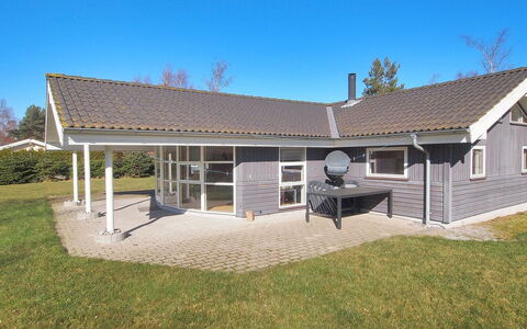Birthe - 800M from the Sea: Roof, House, Home, Cottage, Door, Siding, Estate, Lawn, Yard, Porch