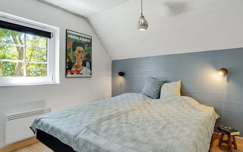 Taralyn - 1.3Km from the Sea: Wood, Bedroom, Flooring, Interior Design, Floor, Ceiling, Bed, Bedding, Bed Sheet, Bed Frame