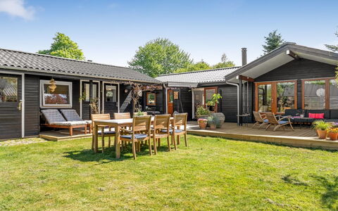 Erke - 370M from the Sea: House, Home, Roof, Cottage, Siding, Estate, Bicycle, Yard, Shade, Garden