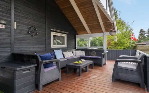 Zelda - 300M from the Sea: Wood, Wood Stain, Plank, Hardwood, Cottage, Deck, Siding, Shade, Wood Flooring, Garden Buildings