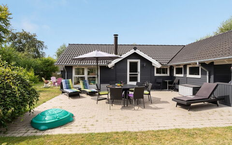 Zelda - 300M from the Sea: Wood, Wood Stain, Plank, Hardwood, Cottage, Deck, Siding, Shade, Wood Flooring, Garden Buildings