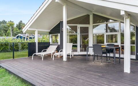 Brynhild - 400M from the Sea: Grass, House, Roof, Home, Cottage, Shrub, Land Lot, Rural Area, Farmhouse, Groundcover