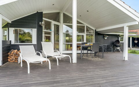Brynhild - 400M from the Sea: Grass, House, Roof, Home, Cottage, Shrub, Land Lot, Rural Area, Farmhouse, Groundcover