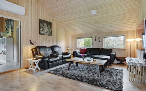 Hegge - 300M from the Sea: Wood, Home, House, Cottage, Winter, Freezing, Ceiling, Snow, Living Room, Log Cabin