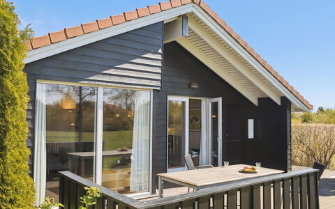 Florentin - 1Km from the Sea: Wood, Porch, House, Home, Cottage, Siding, Roof, Door, Shade, Plank