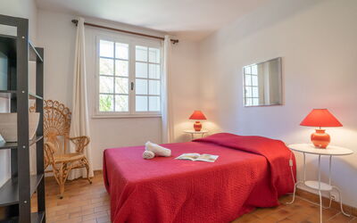 Accommodation:&nbsp;Hameau la Madrague 240.11