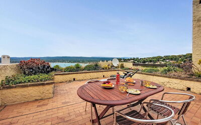 Accommodation:&nbsp;Hameau la Madrague 240.31