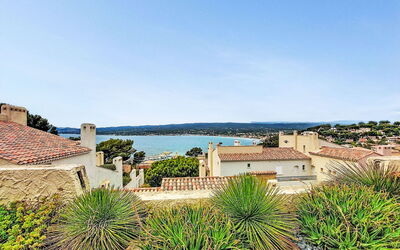 Accommodation:&nbsp;Hameau la Madrague 240.31