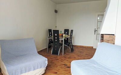 Accommodation:&nbsp;Hameau la Madrague 240.29