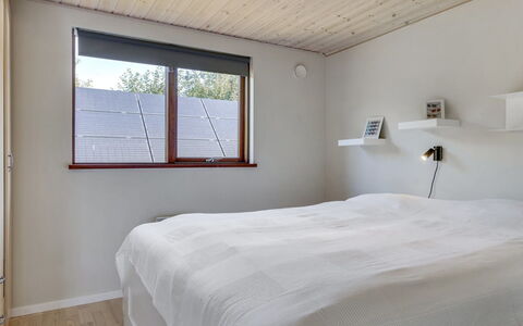 Biaver - 350M from the Sea: Wall, Interior Design, Wood, Flooring, Ceiling, Bedroom, Floor, Bed, Room, Bed Sheet