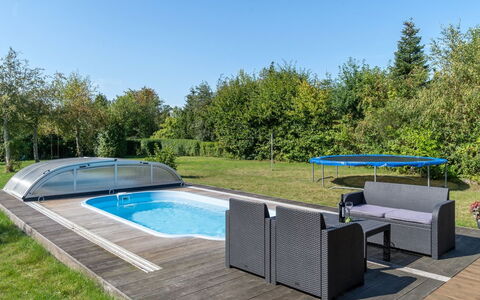 Biaver - 350M from the Sea: Grass, House, Roof, Cottage, Home, Shrub, Farmhouse, Land Lot, Rural Area