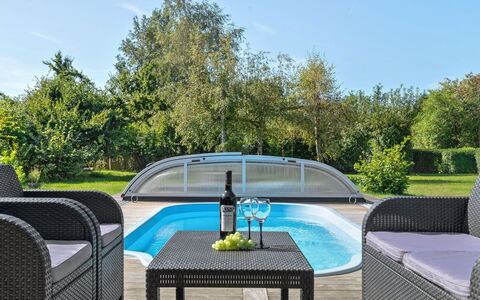 Biaver - 350M from the Sea: Roof, Land Lot, Cottage, Home, Rural Area, Shed, Siding, Garden Buildings, Log Cabin, Hut