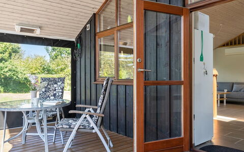 Biaver - 350M from the Sea: Roof, Land Lot, Cottage, Home, Rural Area, Shed, Siding, Garden Buildings, Log Cabin, Hut