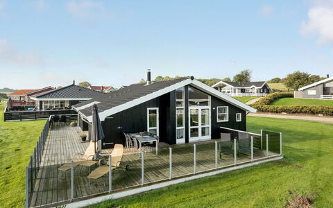 Naia - 200M from the Sea: Home, Estate, Cottage, Villa, Porch