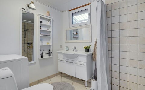 Leefke - 300M from the Sea: Interior Design, Flooring, Plumbing Fixture, Sink, Floor, Bathroom Cabinet, Bathroom Sink, Plumbing, Tap, Bathroom