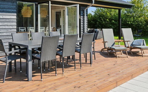 Hasten - 600M from the Sea: Roof, House, Home, Cottage, Siding, Estate, Driveway, Garden Buildings, Yard, Shed