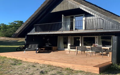 Emina - 400M from the Sea