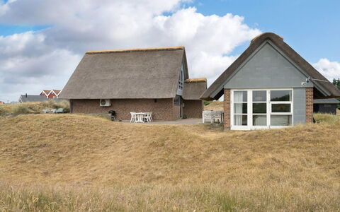 Anselmi - 450M from the Sea: Wood, Cottage, Hardwood, Plank, Wood Stain, Garden Buildings, Design, Yard, Log Cabin, Backyard
