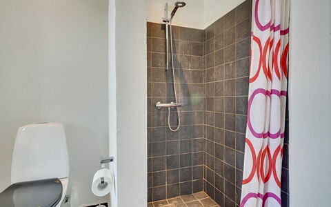 Anselmi - 450M from the Sea: Bathroom, Toilet Seat, Plumbing Fixture, Flooring, Toilet, Wall, Floor, Interior Design, Shower, Plumbing
