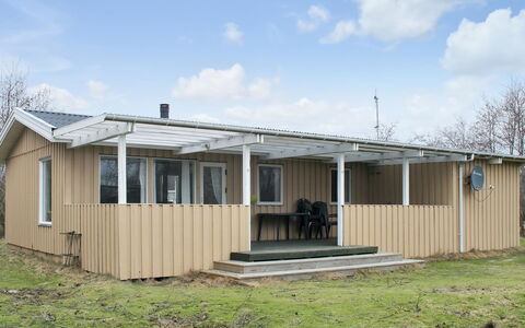Svanhild - 1.2Km from the Sea: 