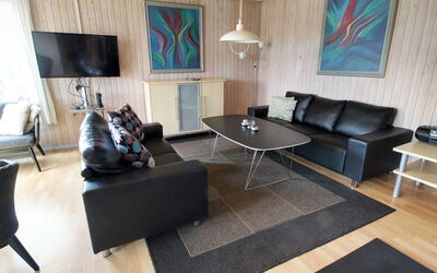 Svanhild - 1.2Km from the Sea