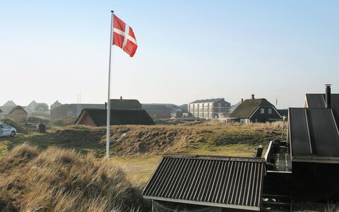 Aska - 400M from the Sea: Roof, Cottage, Land Lot, Rural Area, Home, Slope, Pole, Village, Hut