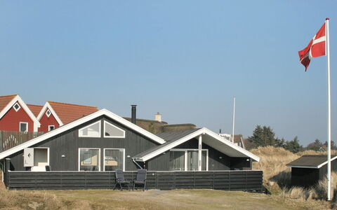 Aska - 400M from the Sea: Home, Roof, House, Cottage, Siding, Estate, Farmhouse