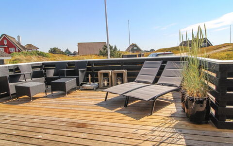 Aska - 400M from the Sea: Plant Community, Sunlight, Herbaceous Plant, Garden, Plantation, Agriculture, Farm