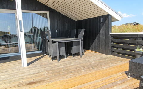 Aska - 400M from the Sea: Plant Community, Sunlight, Herbaceous Plant, Garden, Plantation, Agriculture, Farm