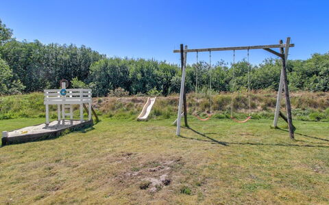 Andine - 1.2Km from the Sea: Shrub, Urban Design, Groundcover, Brick, Apartment, Estate, Brickwork, Balcony, Landscaping
